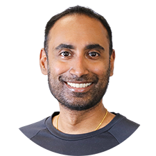 Headshot of Toronto Registered Massage Therapist Mayooran Mylvaganam