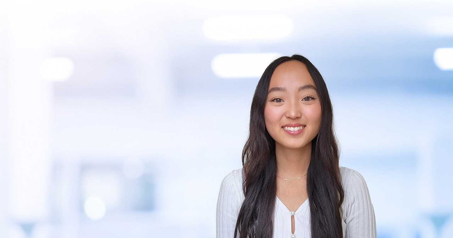 catherine-qi-physiotherapist-headshot-hero