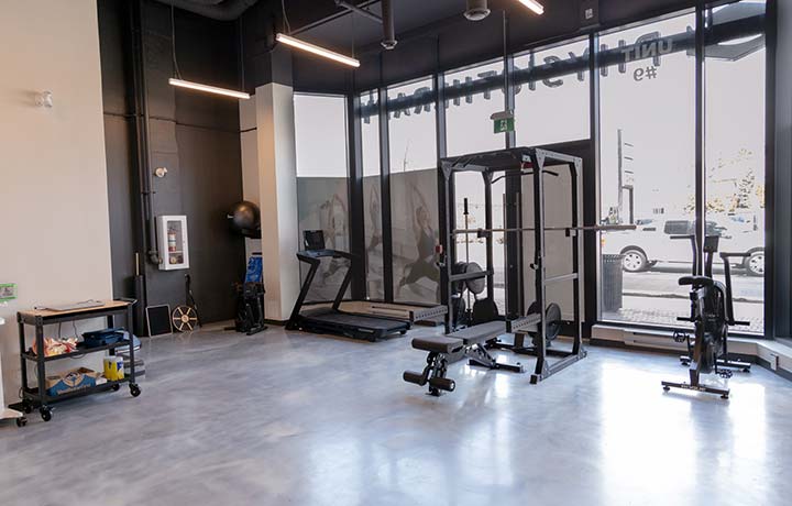 cornerstone physiotherapy port credit mississauga clinic gym area