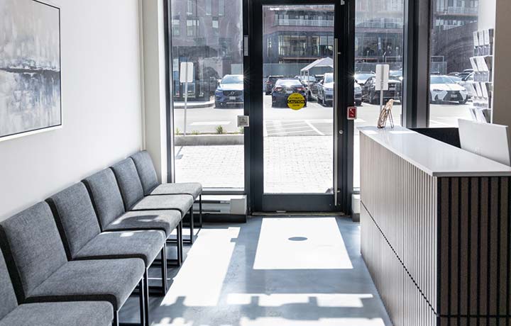 cornerstone-physiotherapy-port-credit-mississauga-reception-area
