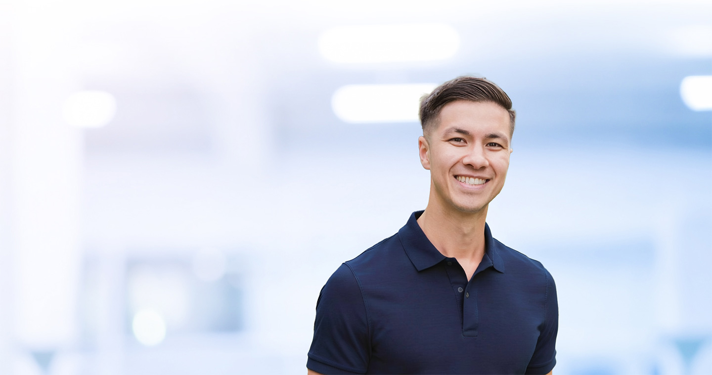Matthew-Johnston-physiotherapist-at-Cornerstone-Physiotherapy-Markham-headshot-hero