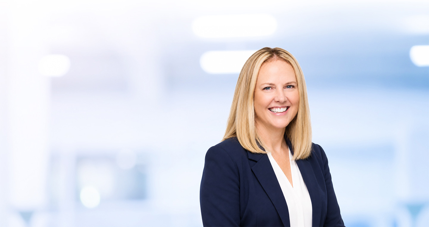 Janice-Dundas-physiotherapist-cornerstone-physiotherapy-headshot-hero